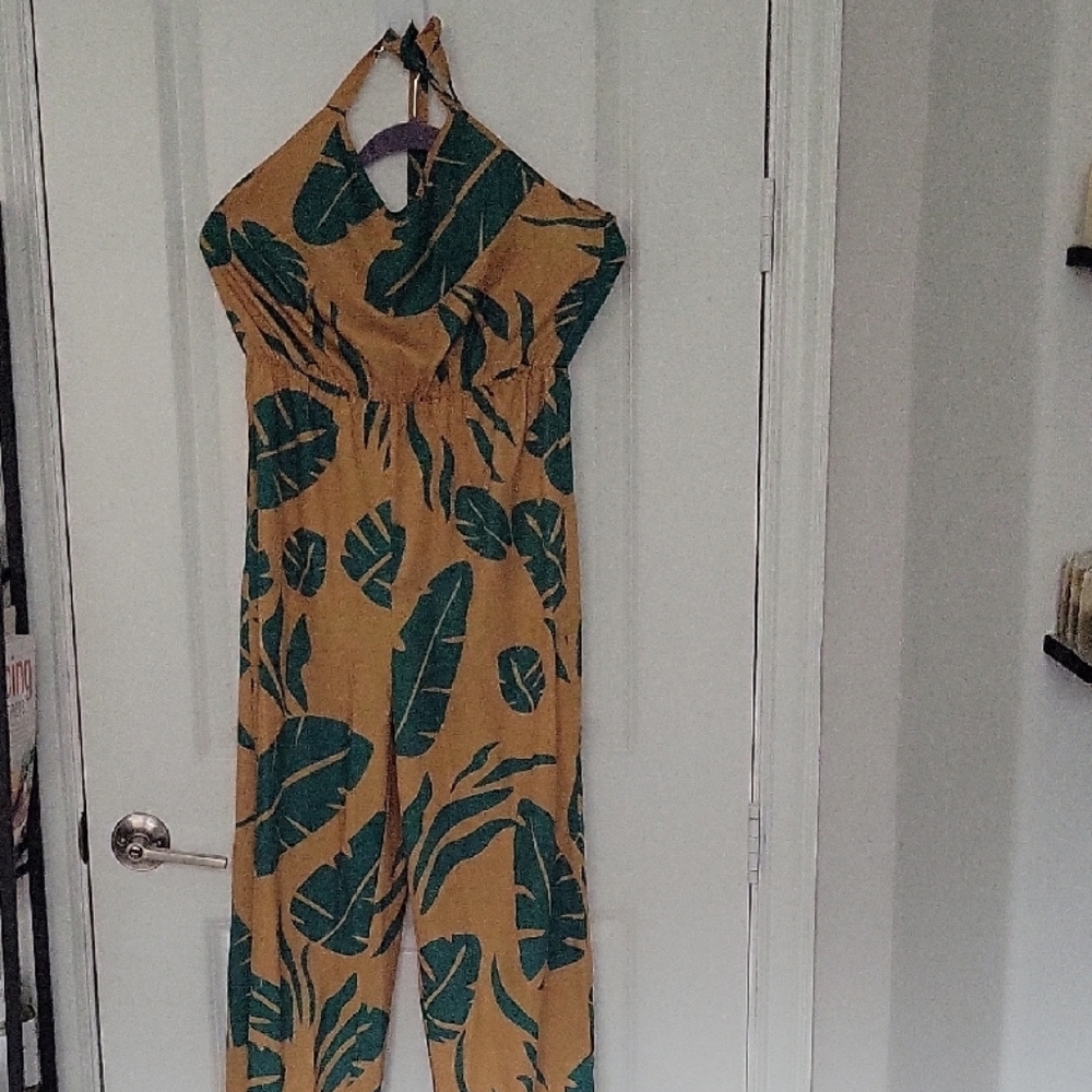 SHEIN Green Leaf Print Jumpsuit